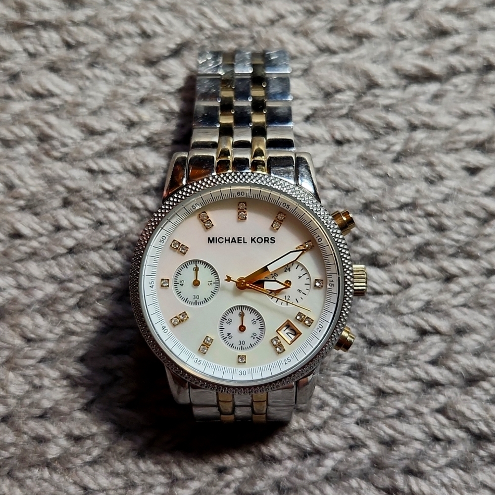 Michael Kors 5057